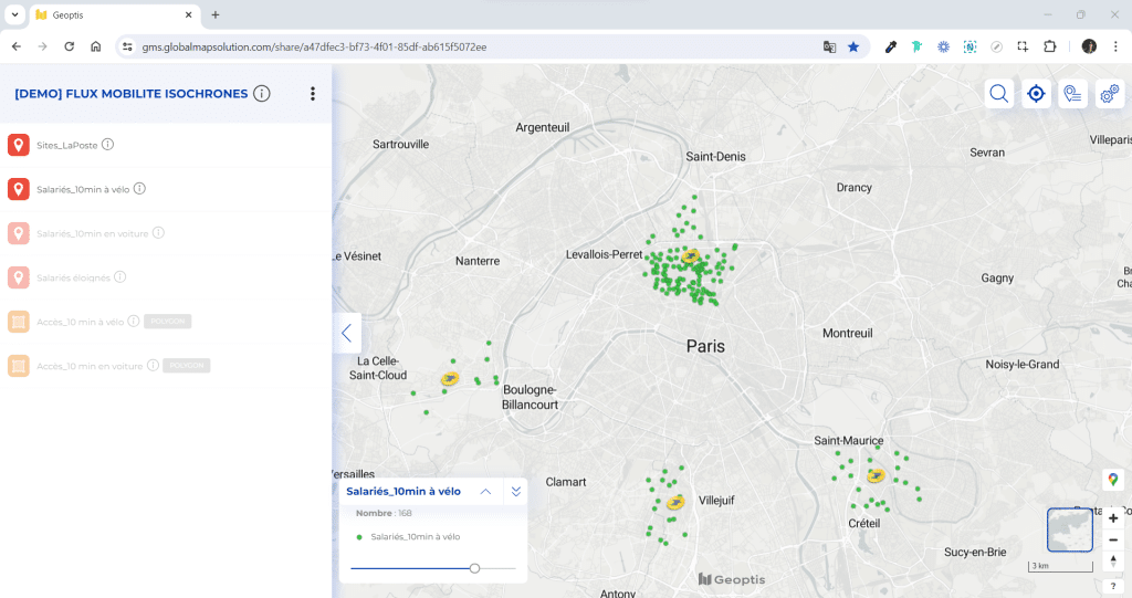 L'image montre une carte interactive de la plateforme Geoptis, affichant les flux de mobilité des employés à vélo dans la région de Paris. La carte est annotée avec des points verts indiquant les localisations des employés qui se rendent à leur lieu de travail à vélo en moins de 10 minutes. Les options de menu à gauche permettent de visualiser différentes catégories de salariés selon leur mode de transport et leur temps de trajet.

Ce type de visualisation est essentiel pour un audit RSE (Responsabilité Sociétale des Entreprises), car il permet d'évaluer l'empreinte écologique et la durabilité des déplacements des employés. En analysant ces données, les entreprises peuvent promouvoir des modes de transport plus durables et mettre en place des initiatives pour réduire l'empreinte carbone de leurs activités, contribuant ainsi à une meilleure responsabilité sociétale.